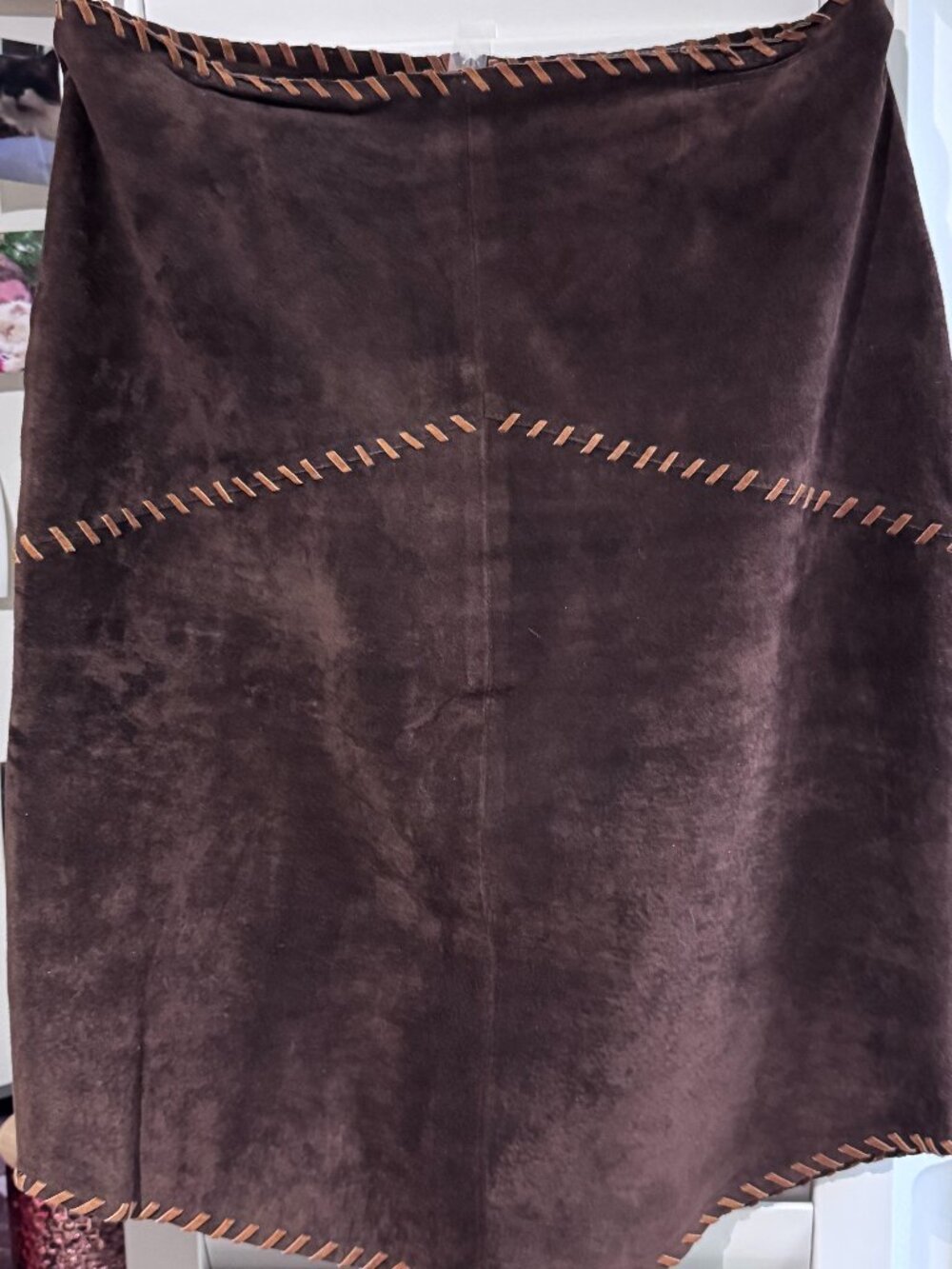 π₯ HOST PICK X 2π₯ π€ Vintage Tristan & Iseut Suede Skirt | Quiet Luxury π€β¨ - Picture 10 of 16